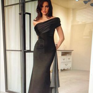 Commense Black Asymmetrical Mermaid Gown